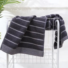 Load image into Gallery viewer, Inyahome Set of 1/4/6/10 Monogrammed Towels Sets Embroidered Luxury Large Bath Hand Face Towels Sets Personalized Gift Towels