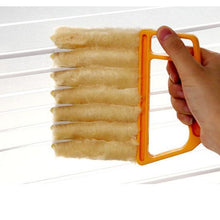 Laden Sie das Bild in den Galerie-Viewer, Useful Microfiber Window cleaning brush air Conditioner Duster cleaner with washable venetian blind blade cleaning cloth 40P

